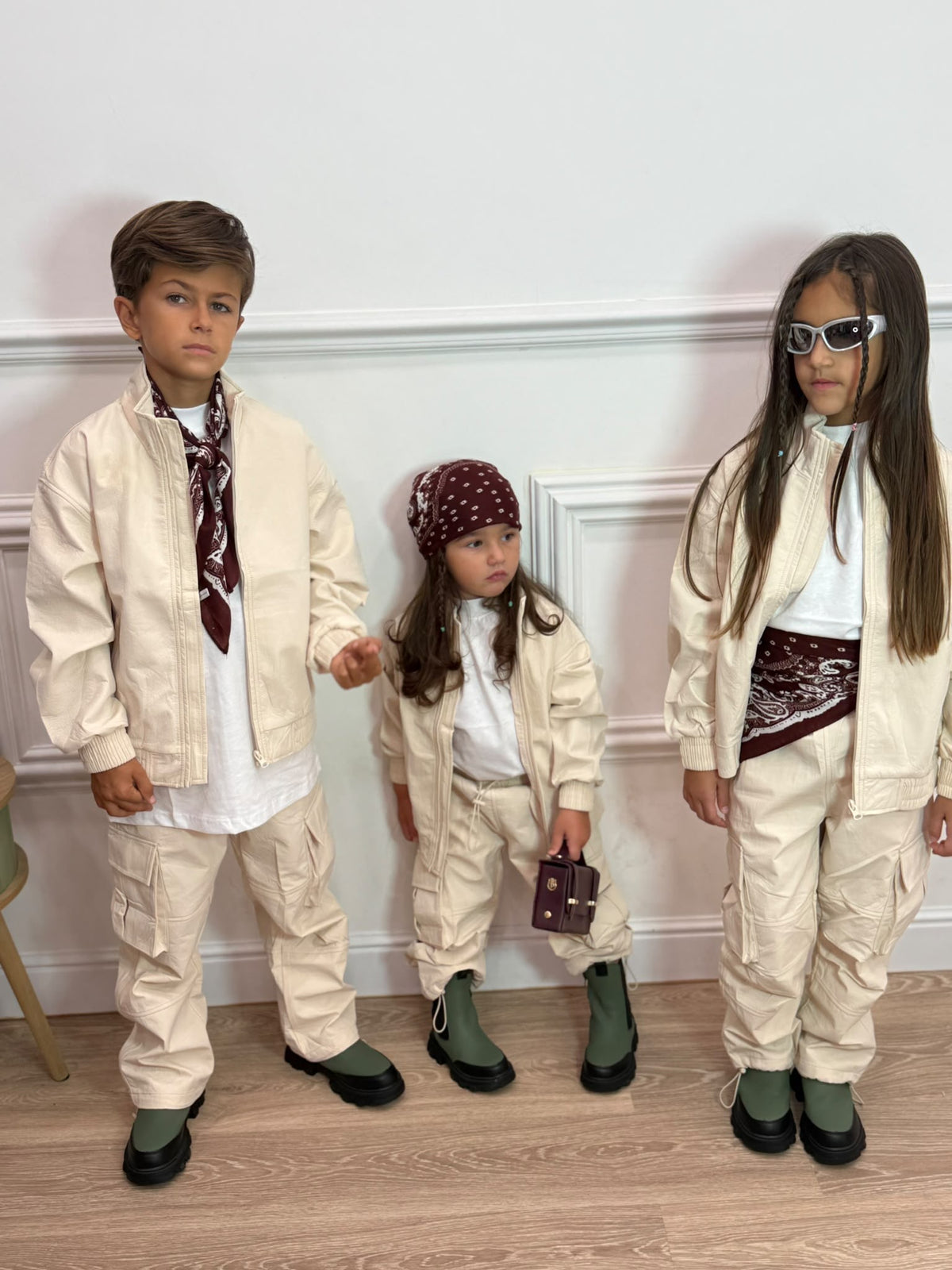 Completo Explorer Cream Unisex