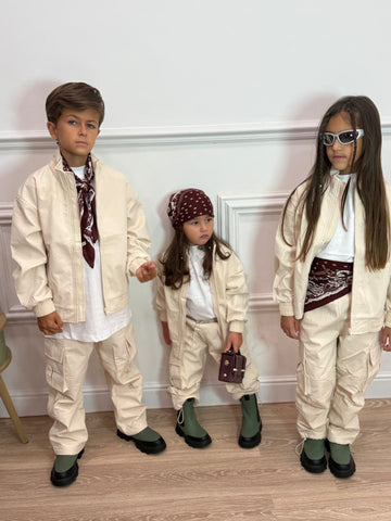 Completo Explorer Cream Unisex