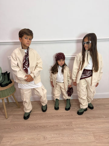 Completo Explorer Cream Unisex