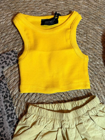 Top amarillo