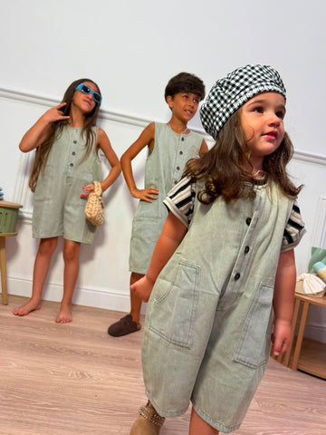 Salopette in Denim leggero Smanicata unisex