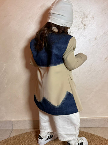 Giacca beige e jeans unisex