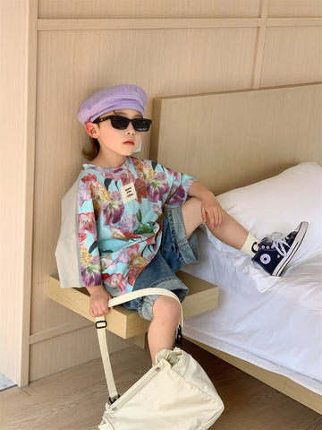 T- Shirt oversize Unisex con stampa floreale frontale e retro fondo unico