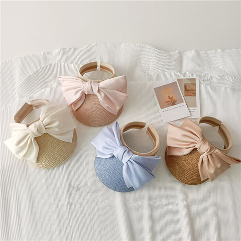 Visera de niña elegante con lazo