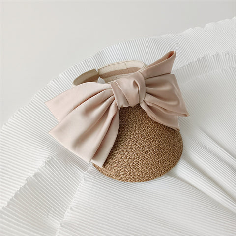 Visera de niña elegante con lazo