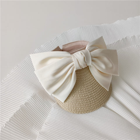 Visera de niña elegante con lazo